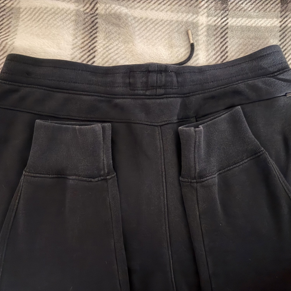 Abercrombie & Fitch Jogger Sweatpants with Side Logo - Picture 6 of 6